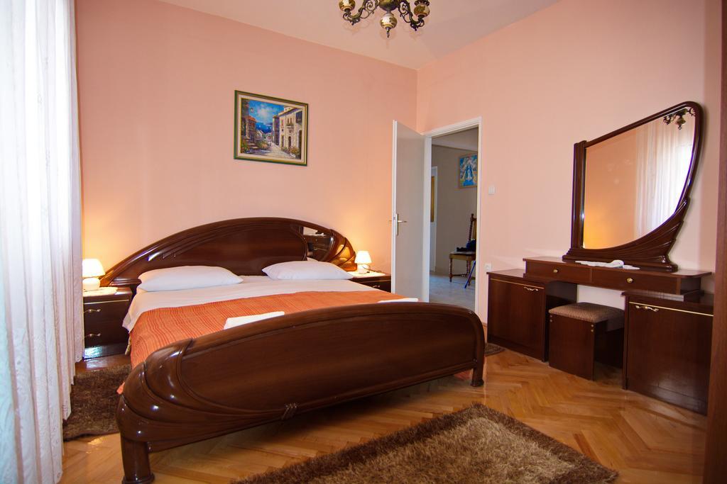 Apartment And Rooms Toka Zadar Eksteriør bilde